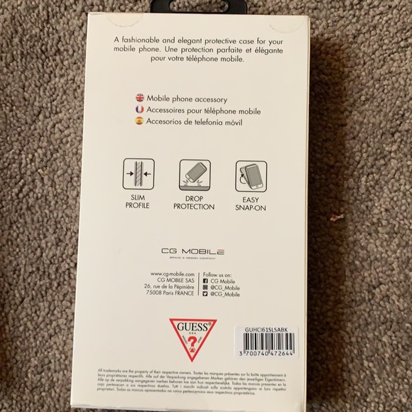 Guess iPhone XR hard case - Picture 2 of 3